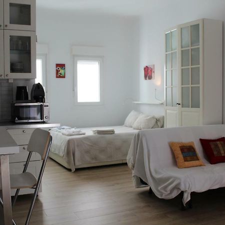 Ronda De Segovia Apartment Madrid Exterior photo