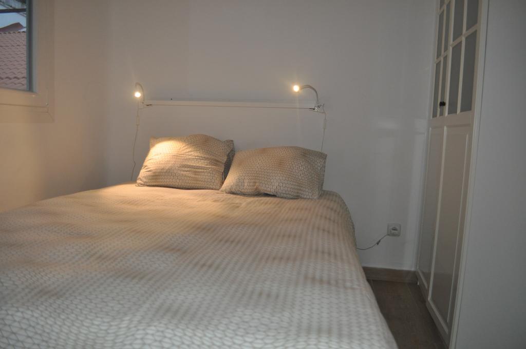 Ronda De Segovia Apartment Madrid Exterior photo