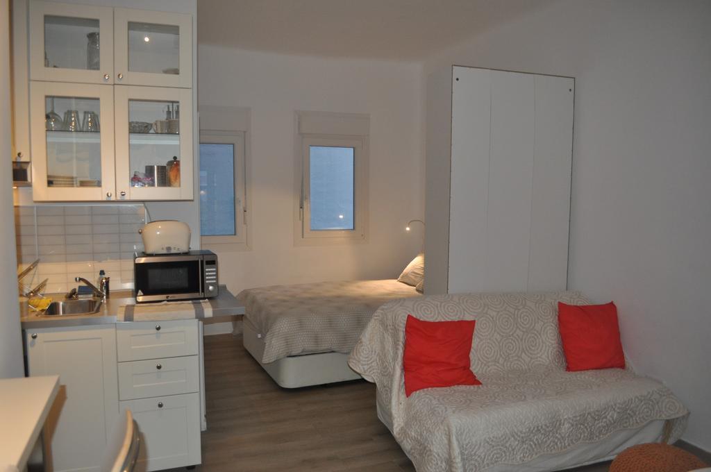 Ronda De Segovia Apartment Madrid Exterior photo